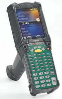 Zebra MC9190-GA0SWEYA6WR, Терминал MC9190: Gun, 802.11a/b/g, 1D Scanner, VGA Color, 256MB/1GMB, 53 Key, CE6.0, BT, IST фото 1